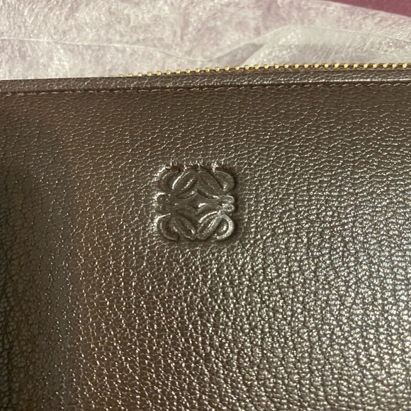 Loewe Authentic Preloved Brown leather Brown Wallet - Picture 5 of 9